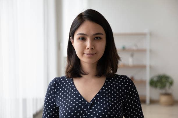 Patient talking with nurse